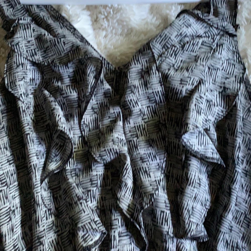 Short sleeve dress